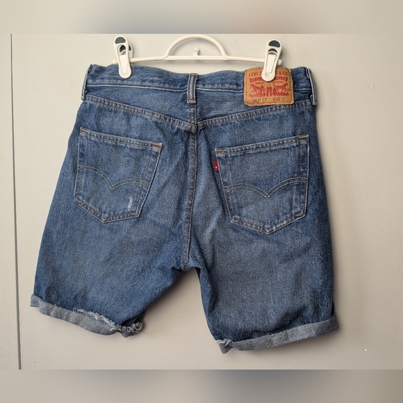 Levi's 501 Men jeans short 100% cotton size 30 in great used condition - Picture 3 of 12